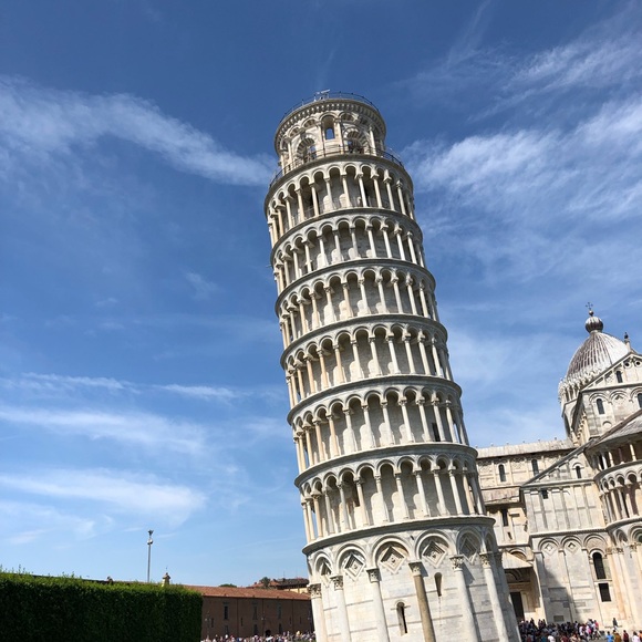 leaningtower